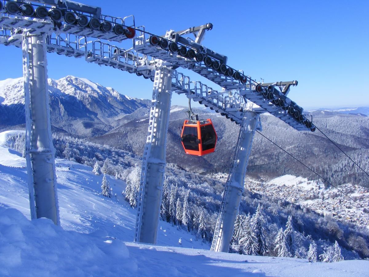 Отель Azuga Ski & Bike Resort Азуга