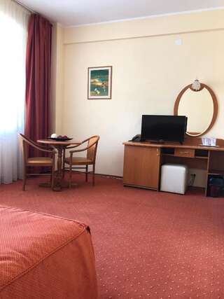 Отель Azuga Ski & Bike Resort Азуга Двухместный номер с 1 кроватью или 2 отдельными кроватями-14